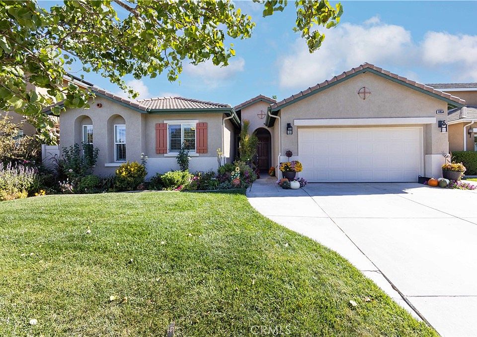 1st image of 33554 Poppy Ln