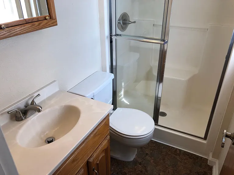 Master bathroom.