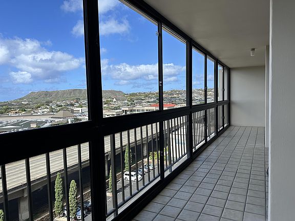 3rd image of 4300 Waialae Ave #B805-1-1