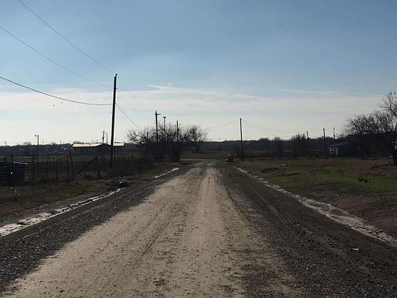 4th image of 8748 Private Road 3842