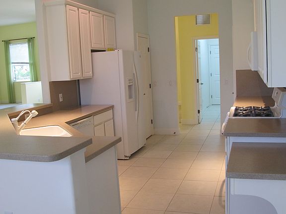 5th image of 2757 Harvest Dr