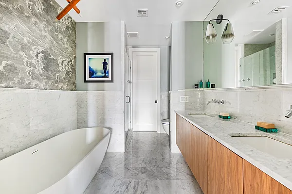 Sold by Compass | media 7