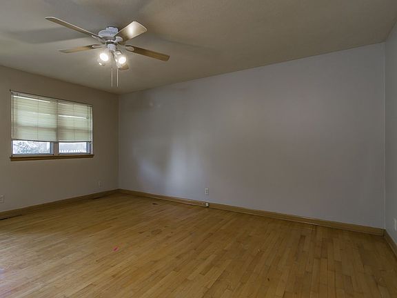 2nd image of 843 S Link Ave