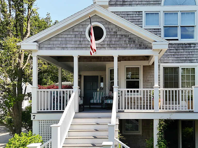 Front of 7 Orchard Lane