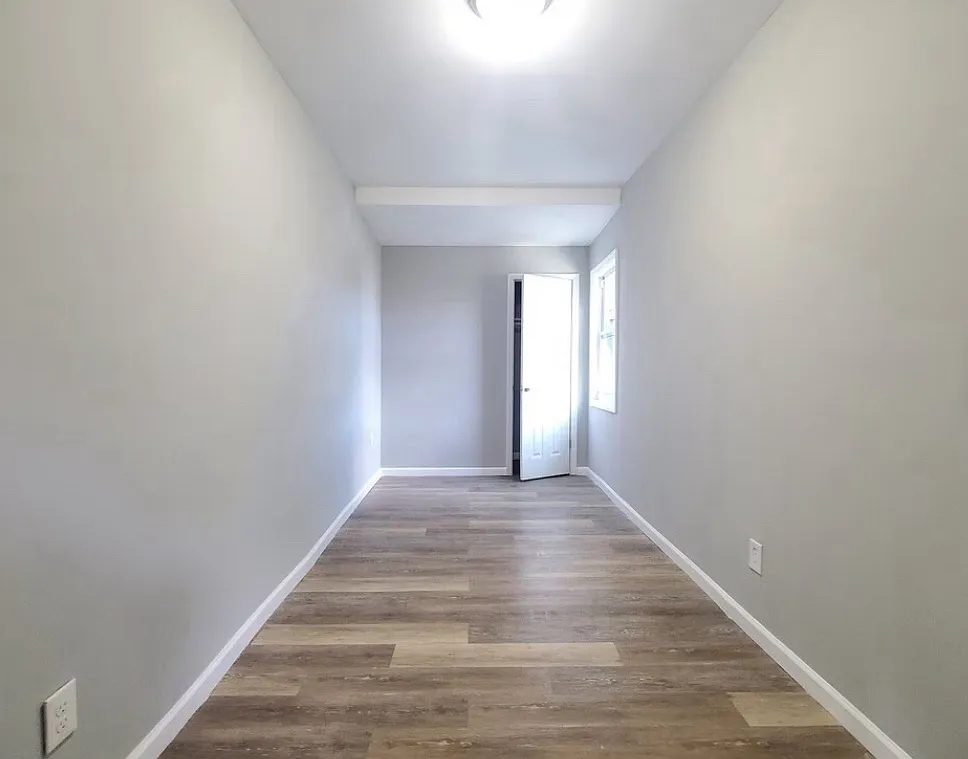 2 bed, $2,000 — Photo 2