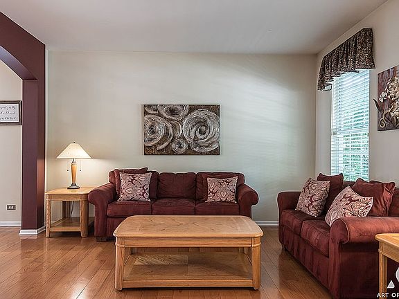 5th image of 3155 Larrabee Dr