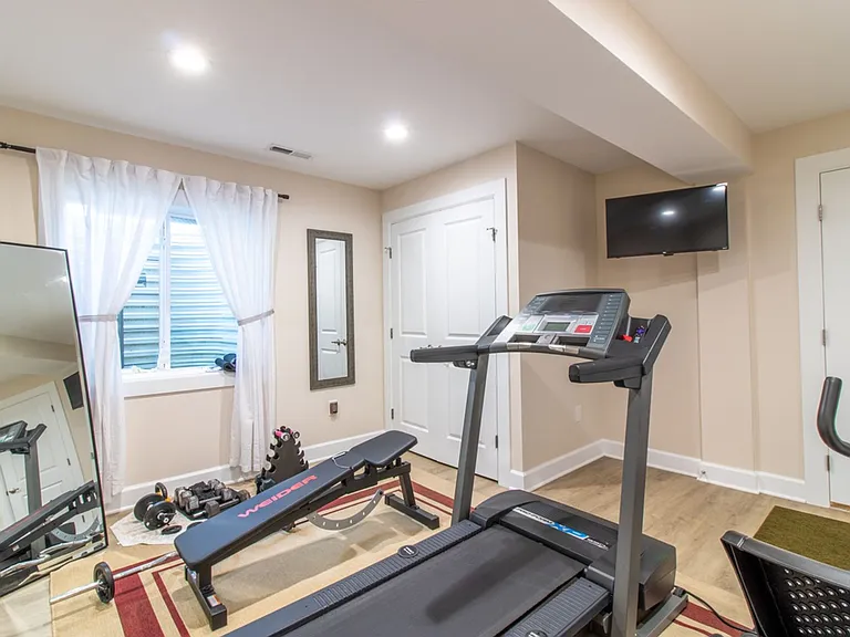 31832 Carmine Dr — Photo 32