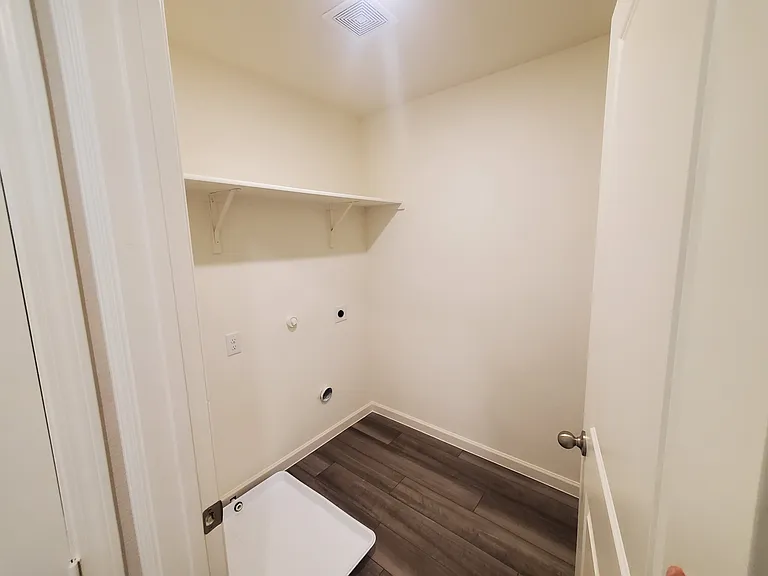 2022 Hancock Cir — Photo 25