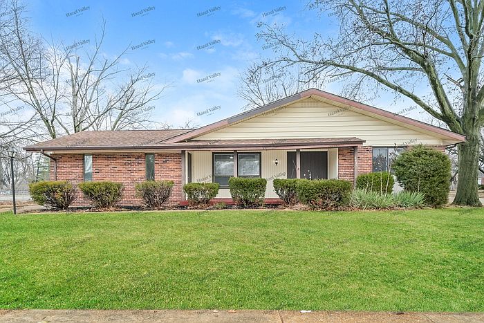 1st image of 2685 Cheshire Dr