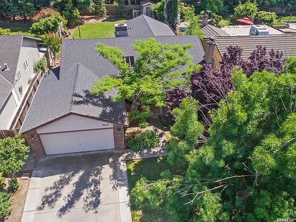 2nd image of 2618 Bayberry Dr