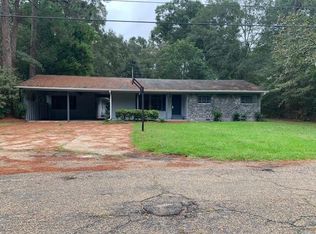 104 Victoria Dr, Hattiesburg, MS 39402