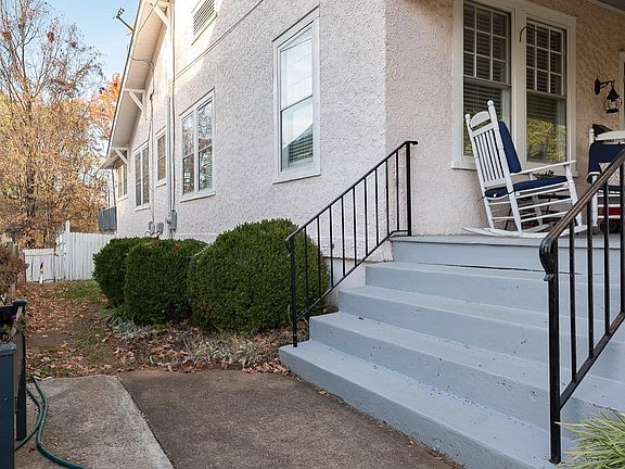 5th image of 335 Norfolk Ave