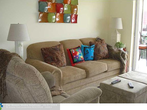 4th image of 311 S Hollybrook Dr APT 301
