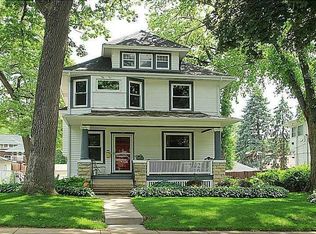 1915 4th Ave SE, Cedar Rapids, IA 52403