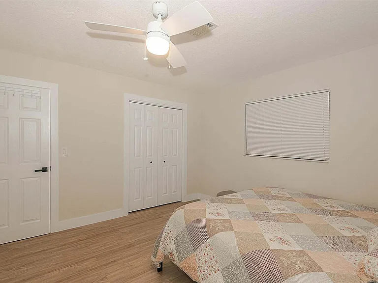 1449 SE 4th Ave #1449 — Photo 6