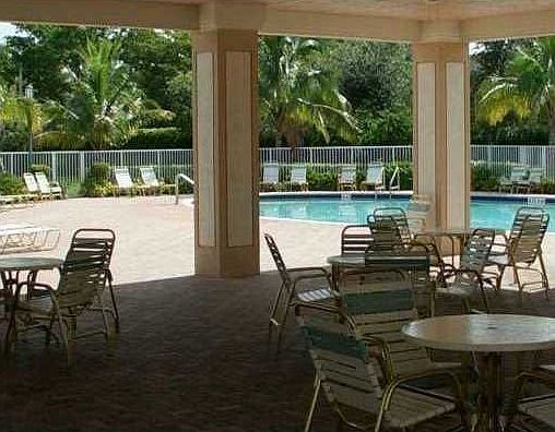 4th image of 7775 Yardley Dr APT 401