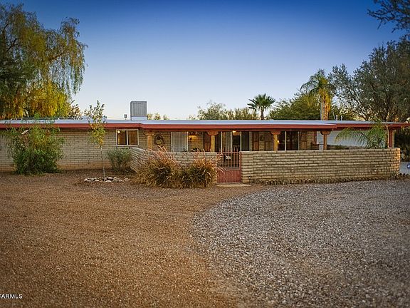3rd image of 2583 W Lambert Ln