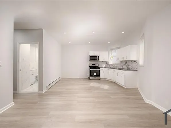 58 Cleveland St #1, Staten Island, NY 10301