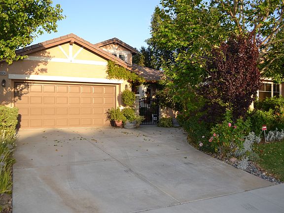 2nd image of 38494 Royal Troon Dr