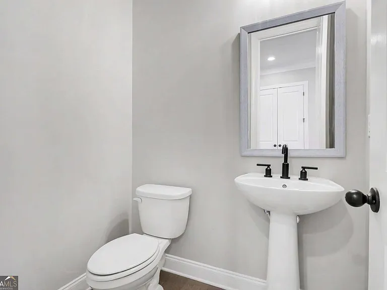 1258 Epping Ln — Photo 21