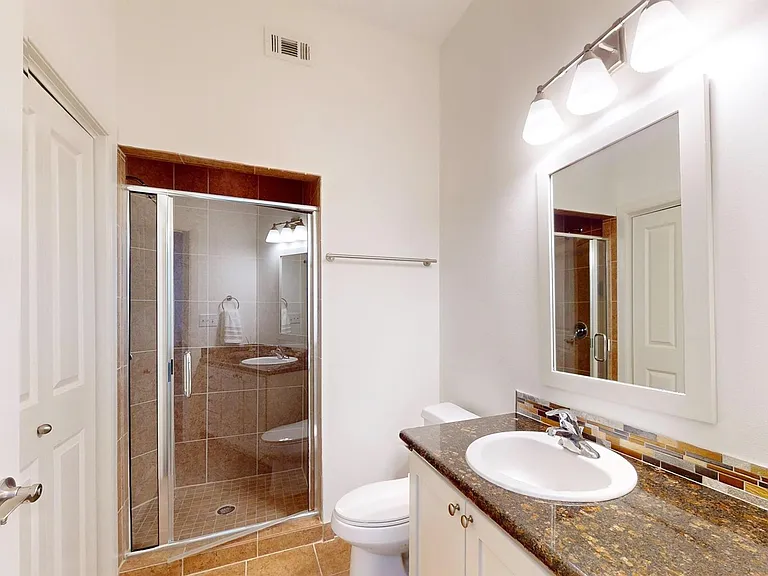 1010 Rosine St #29 — Photo 13