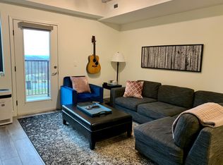 2980 Baltimore Ave UNIT 2303, Kansas City, MO 64108