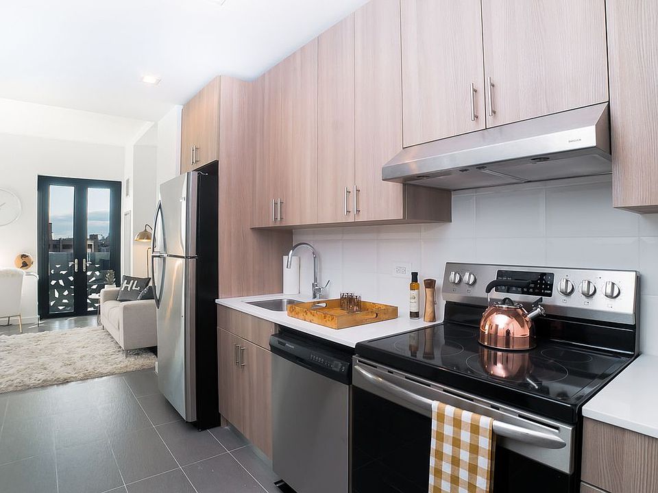 1st image of 1139 49th Ave APT 304