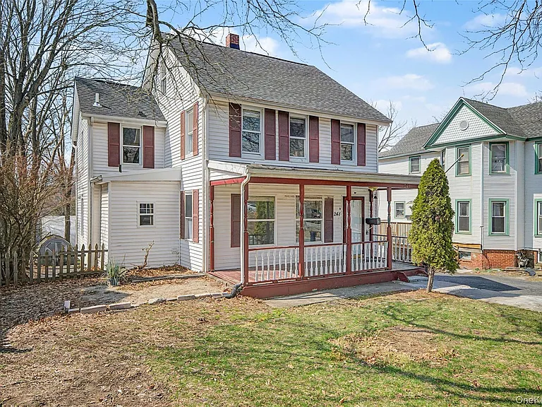 241 N Main St — Photo 3