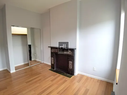 Rented by Highline Residential | media 6