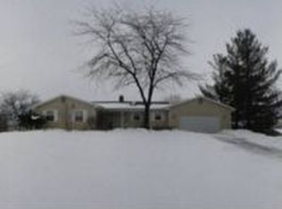 1949 W Taft Rd, Saint Johns, MI 48879