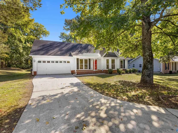 3486 Winchester Rd, New Market, AL 35761