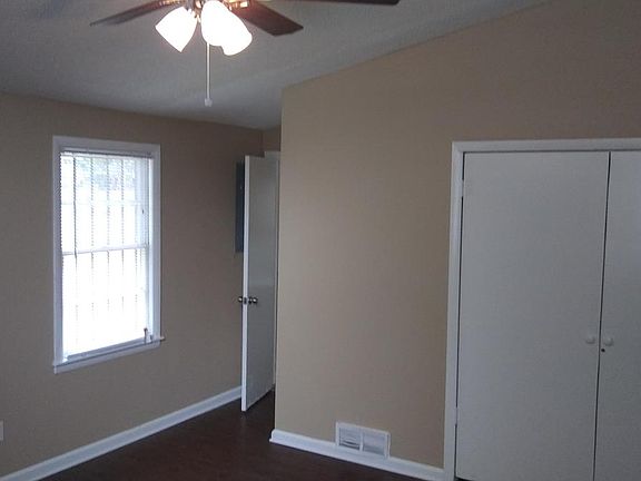 5th image of 4810 Bridgedale Ave