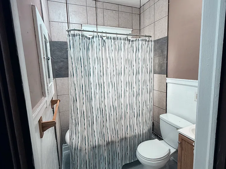 255 Ravine Ave — Photo 9
