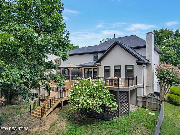 4th image of 10309 Castlebridge Ct