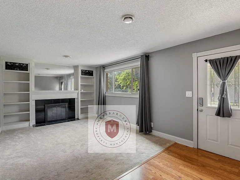 10824 W 64th Ter — Photo 4