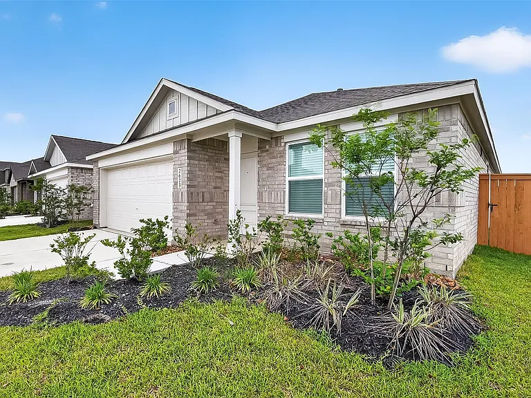 2623 American Ruby Dr — Photo 1
