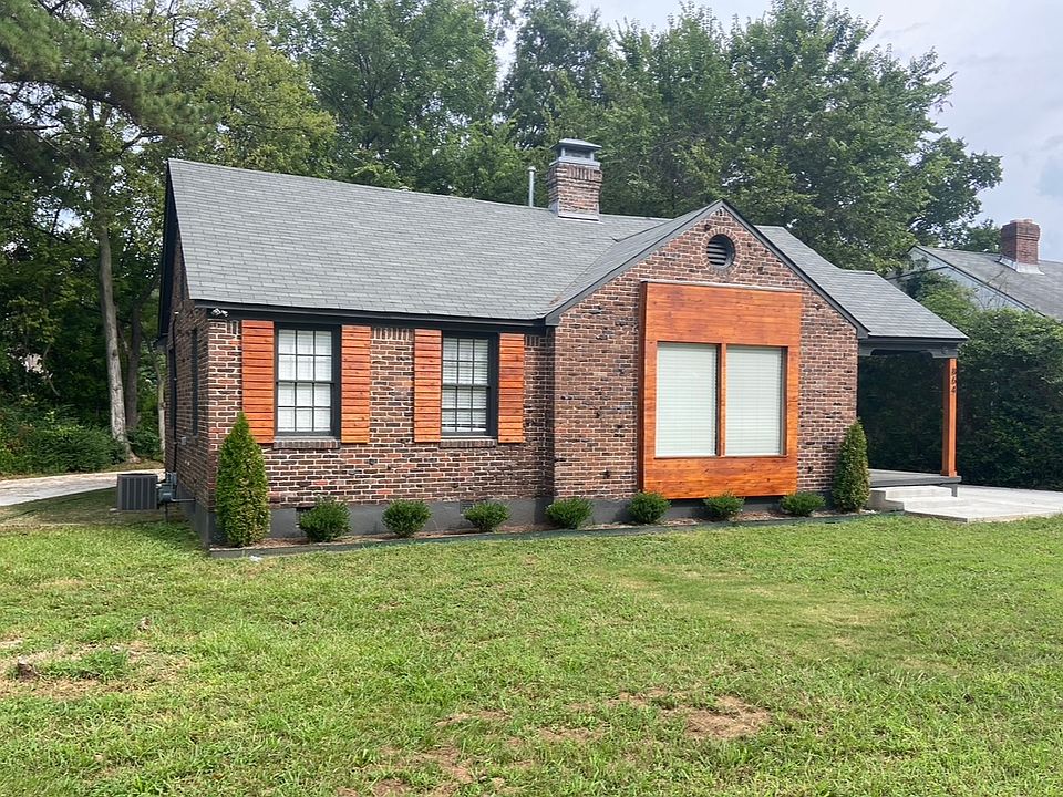 1st image of 864 Charles Pl