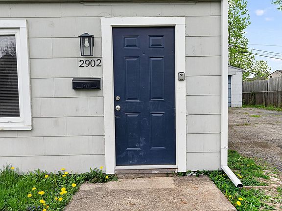 3rd image of 2902 Northglen Dr