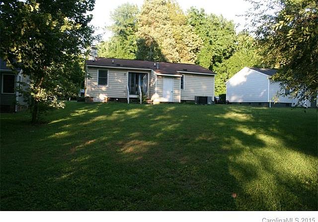 2nd image of 4011 Piney Grove Rd