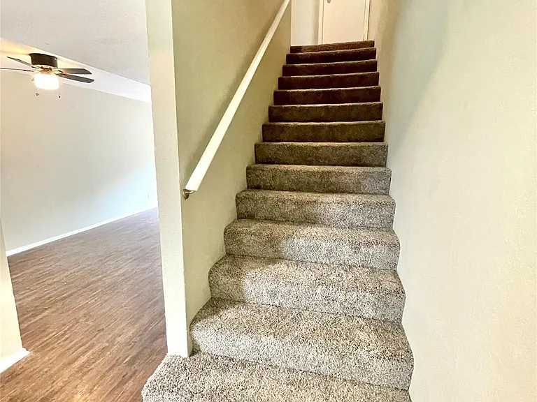 3813 Coates Cir — Photo 9