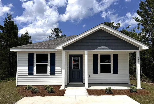 135 E Tiger Lily Ln Photo 1