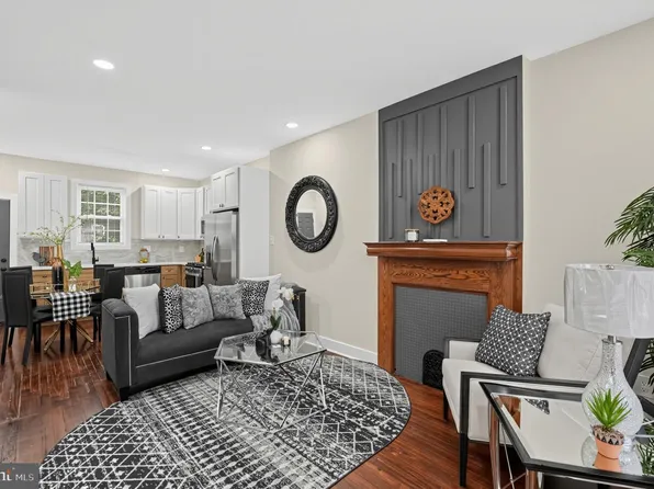 24 W Duval St, Philadelphia, PA 19144