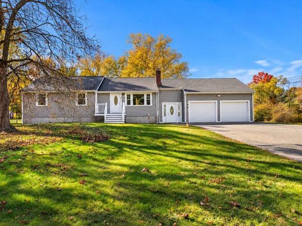 675 West St, Stoughton, MA 02072