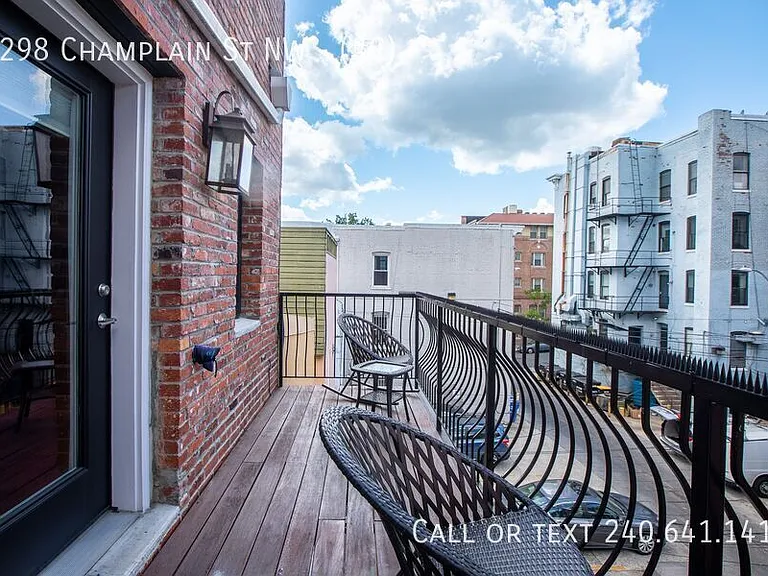 2298 Champlain St NW #C — Photo 36