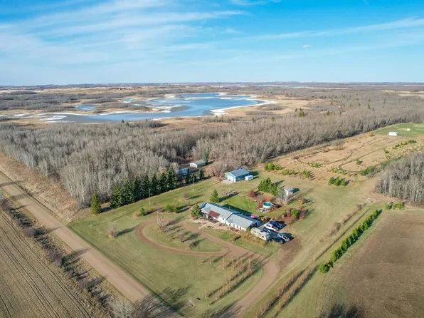 41243 W Range Road 205, Camrose County, AB T0B 0H0