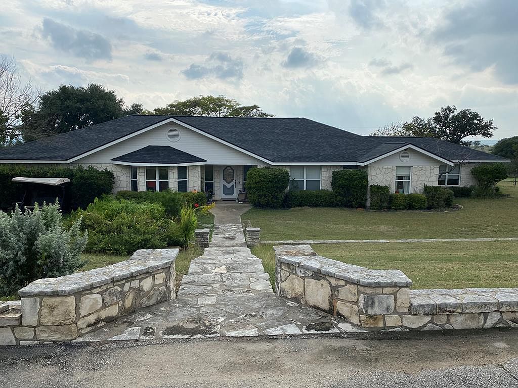 100 Ranch House Rd, Kerrville, TX 78028 Zillow