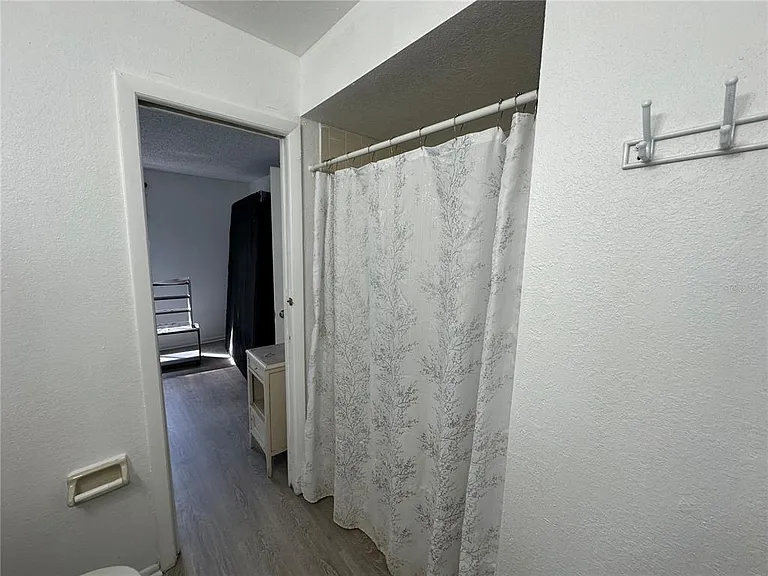 5283 Images Cir #304 — Photo 9