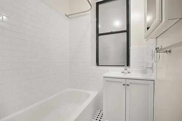 Rented by Cooper & Cooper Real Estate | media 5