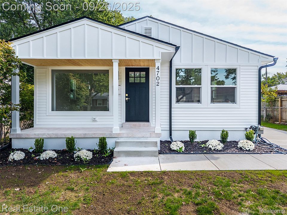 1st image of 4702 Thorncroft Ave