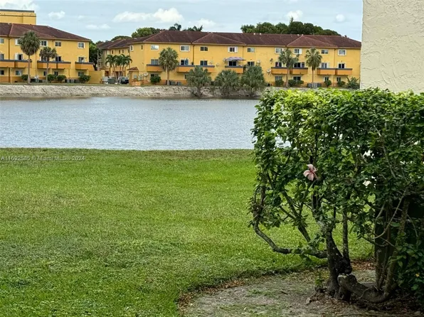 8530 SW 149th Ave APT 903, Miami, FL 33193